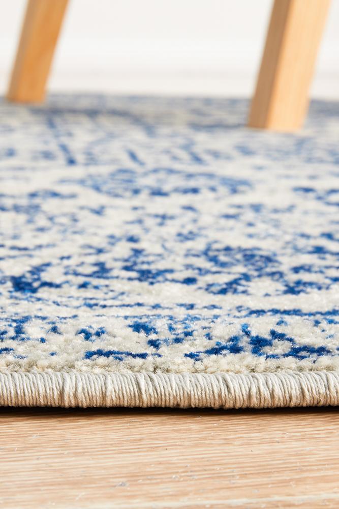 Evoke Frost Blue Transitional Round Rug