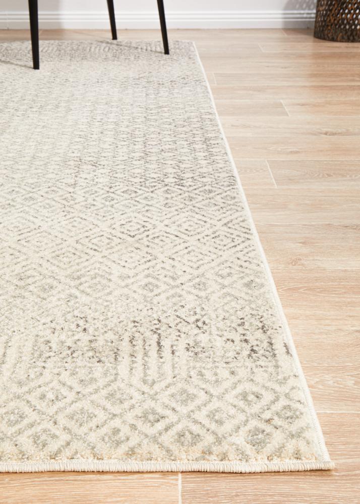 Evoke Diamond Grey Transitional Rug